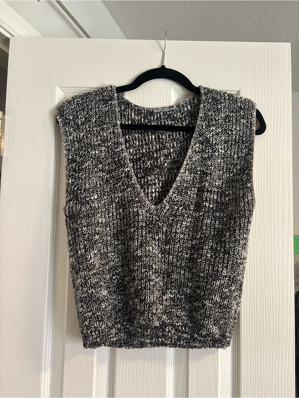 Knit V-Neck Sweater Vest - Black & White Marled